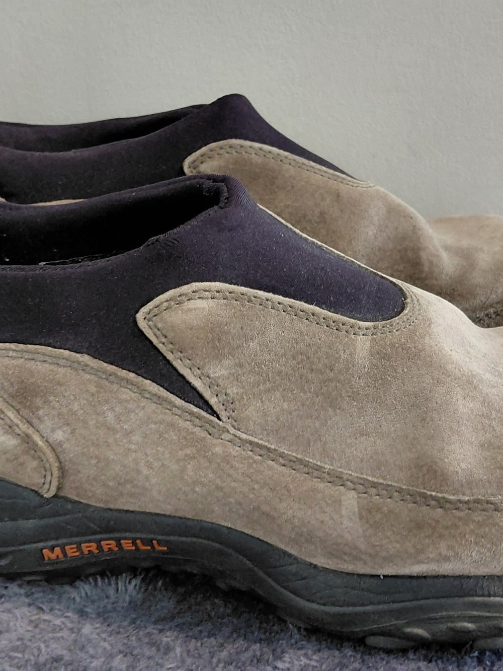 Merrell Men’s Slip-On Suede Casual Shoe in Taupe and Black